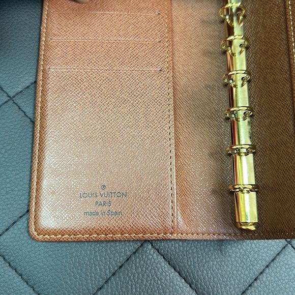 Louis Vuitton Agenda Monogram - Picture 7 of 9